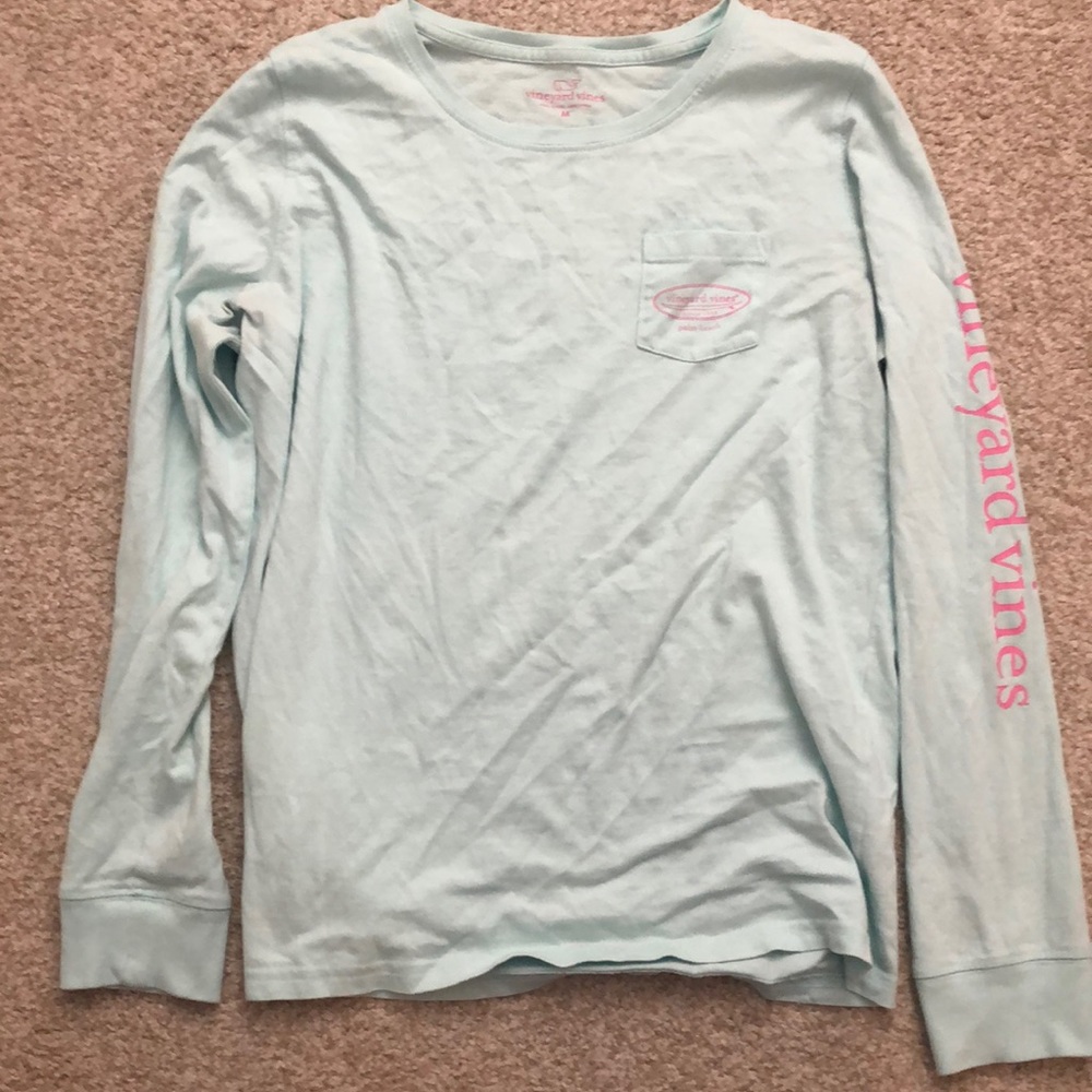 Light blue vineyard vines Palm Beach FL top